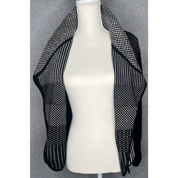 Carlisle women's Sweater Black White Shawl Collar Fitted Diagonal Zipper M - Picture 7 of 8